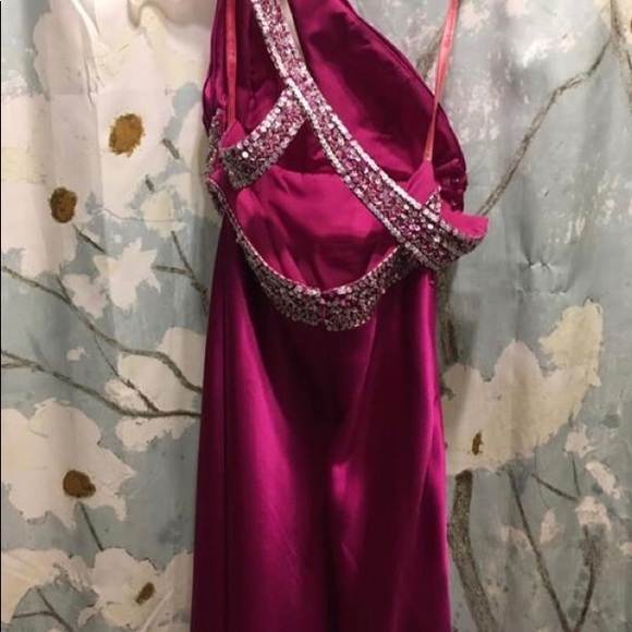 Deep Pink Formal - Picture 2 of 4